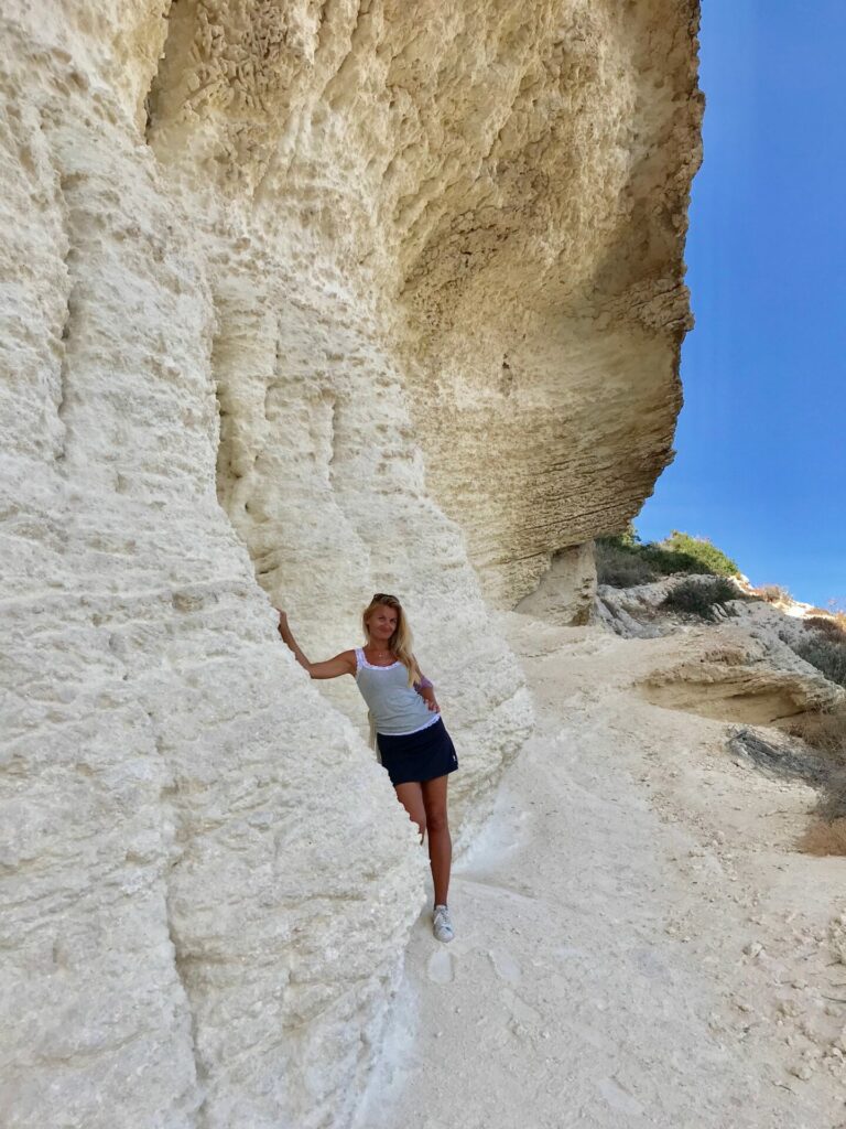 OLITAS SUPES RETRĪTI KLĀTIENĒ: Dievu zeme Grieķija, Kundalini pasākums Tīnūžos, Bagātā Dubaija galerijas attēls 9