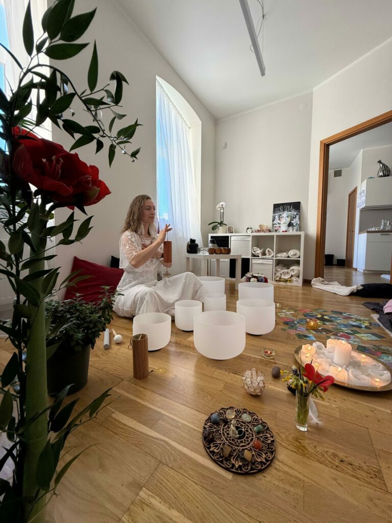 Ramona Vītola - Tavs PAVADONIS ceļā pie Sevis galerijas attēls 3