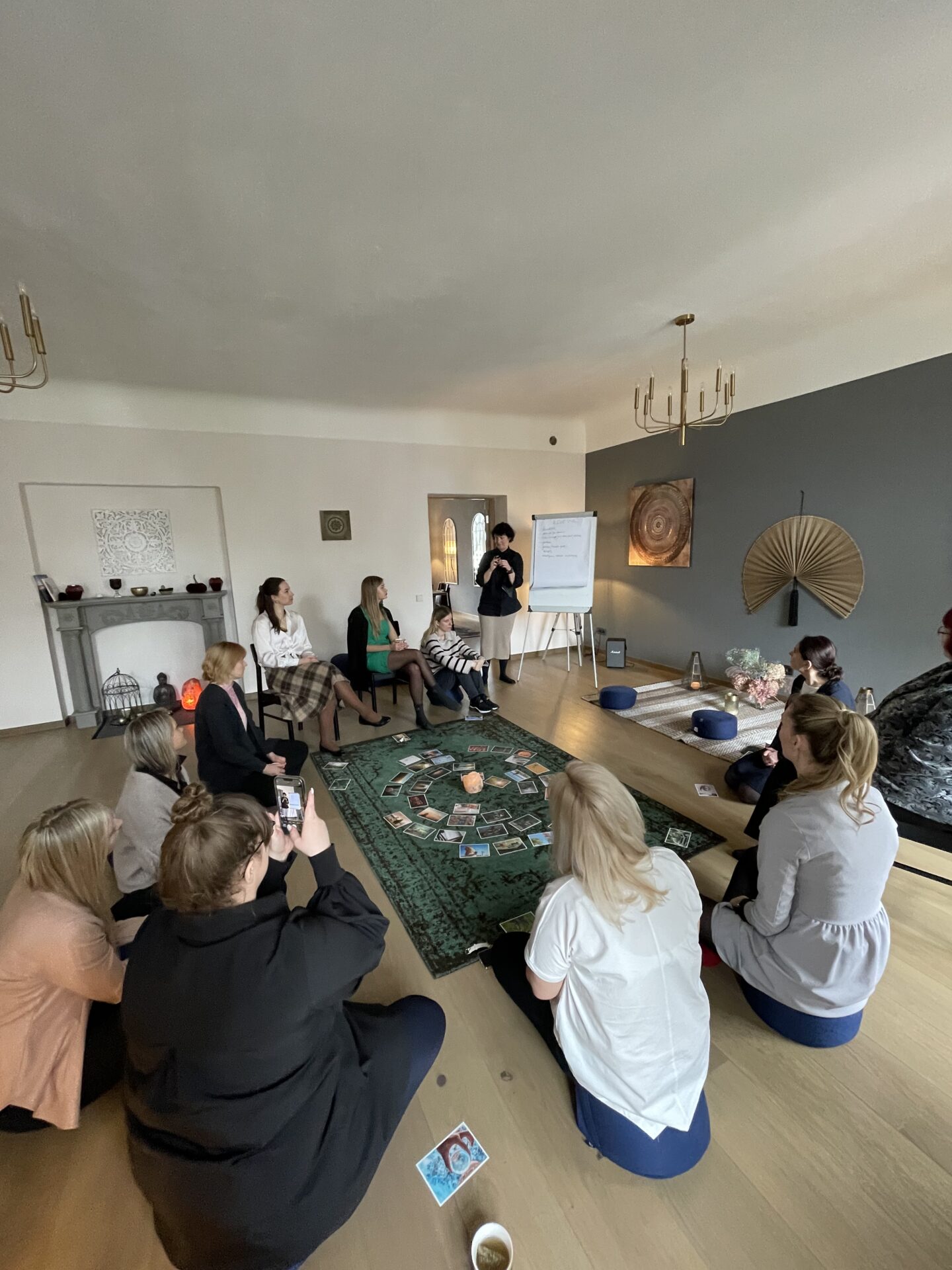 KRISTĪNE LŪSIŅA | MAKU MANDALA galerijas attēls