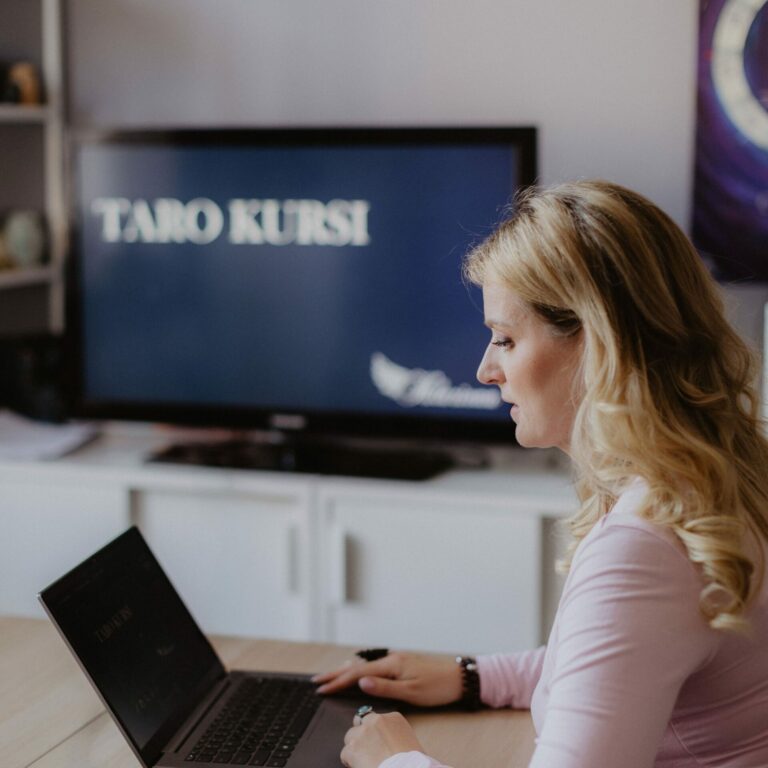 Taro pamatlīmeņa kursi (6 mēneši)