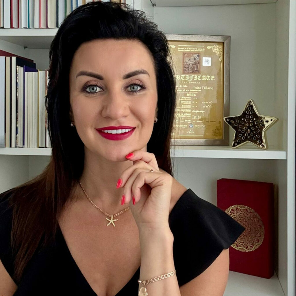Inita Dilāne/ Sertificēts astrologs/ Astroloģijas mācības/ Pāru un individuālās astroloģijas konsultācijas