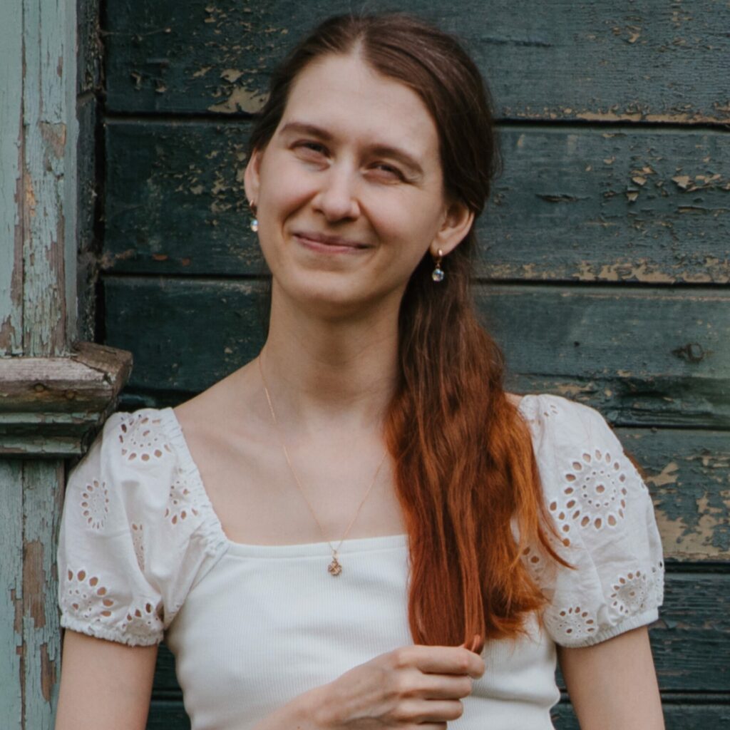 Lauma Authentic Coach