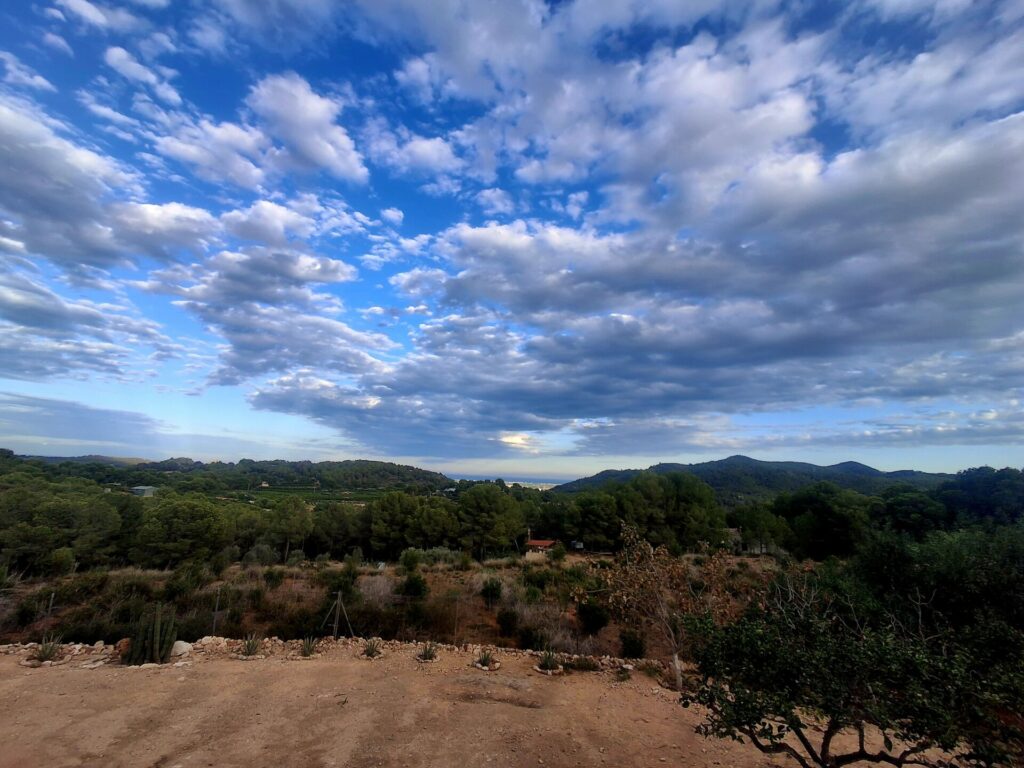WICHAMPI OYATE - ZVAIGŽŅU ZEME SPĀNIJĀ galerijas attēls 7