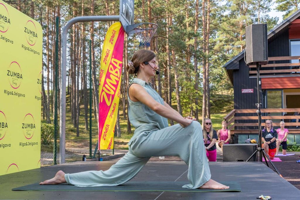 Gaismotā miera joga/ Gaismas Plūsmas platforma/ Intuitīvu kustību plūsma/ Apzināta elpa/ Meditācija/ Dziedinoša pieeja galerijas attēls 6