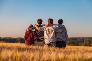 PĀRGĀJIENS DABĀ UN RADOŠUMĀ kolektīviem, grupām un ģimenēm